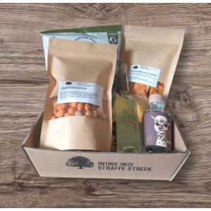 aperomand met hapjes